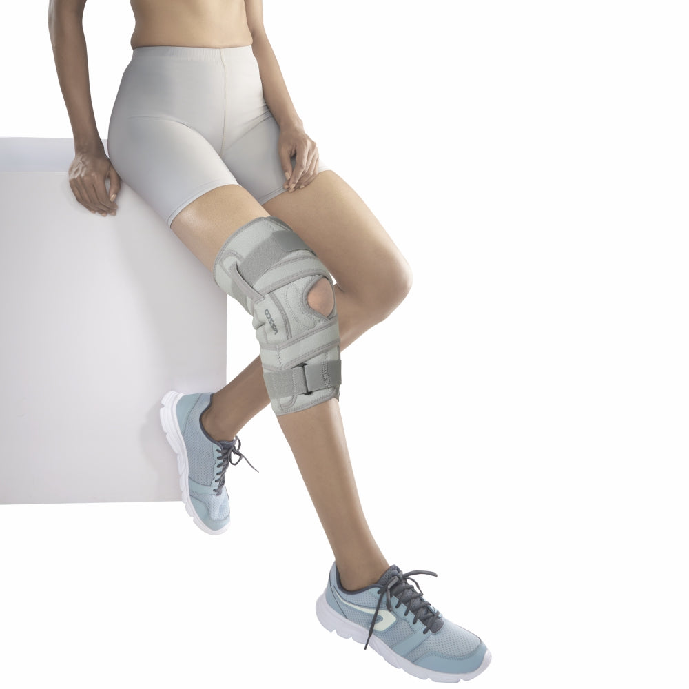 M.4®s OA comfort: varus/valgus offloading knee brace