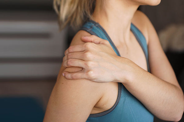 HOME EXERCISES FOR FROZEN SHOULDERS